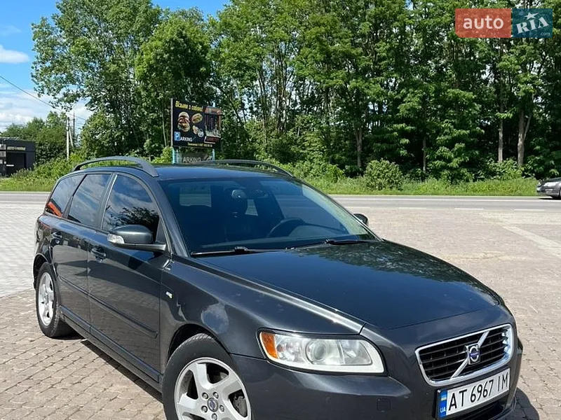 Volvo V50
