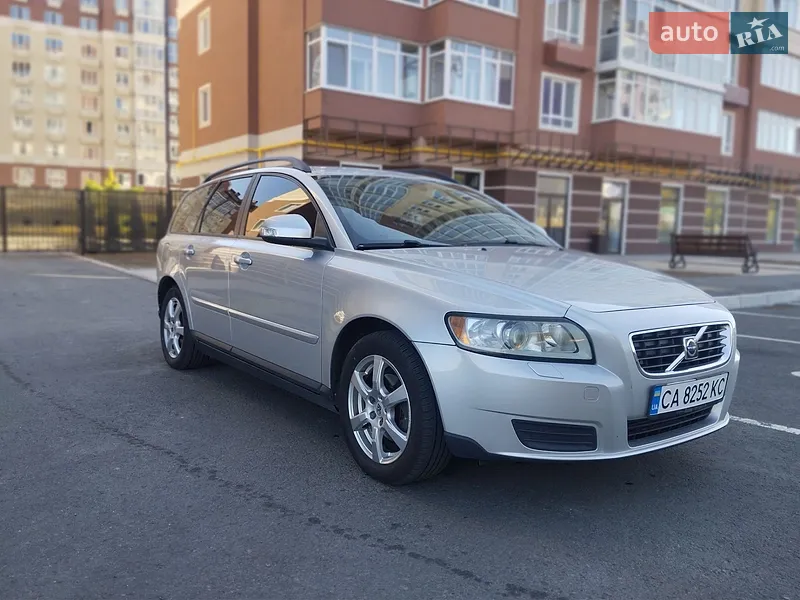 Volvo V50 2010