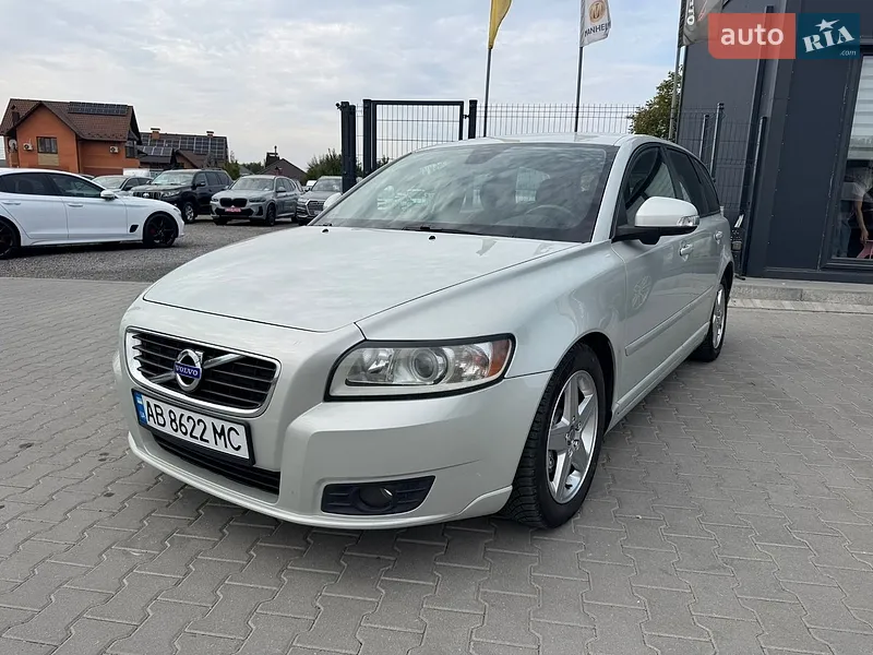 Volvo V50