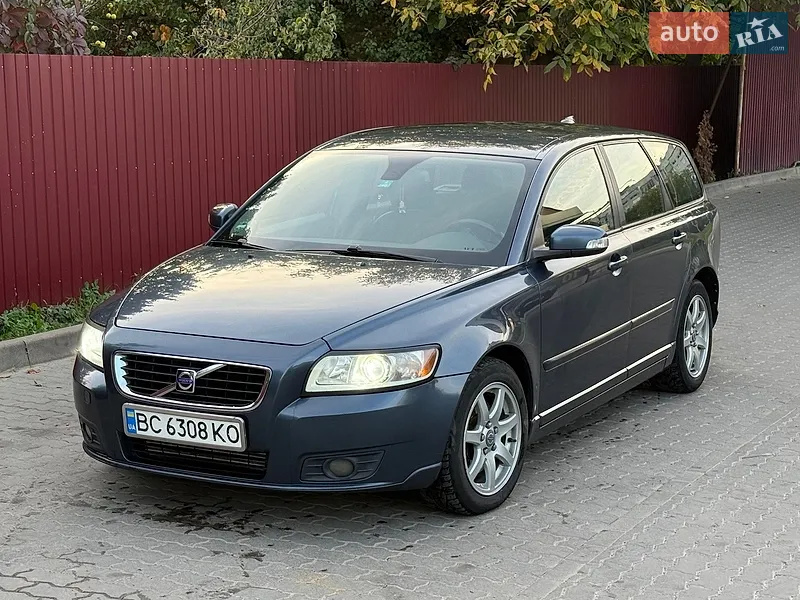 Volvo V50 2010