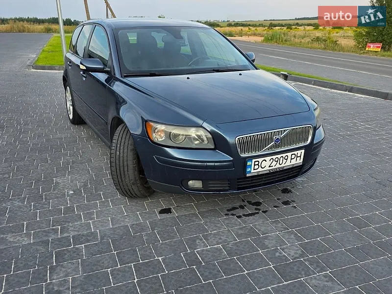 Volvo V50