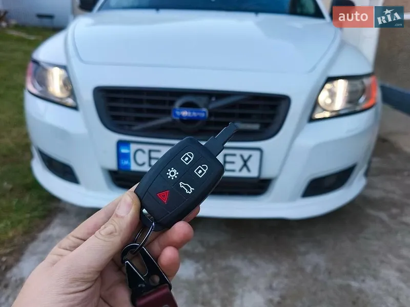 Volvo V50