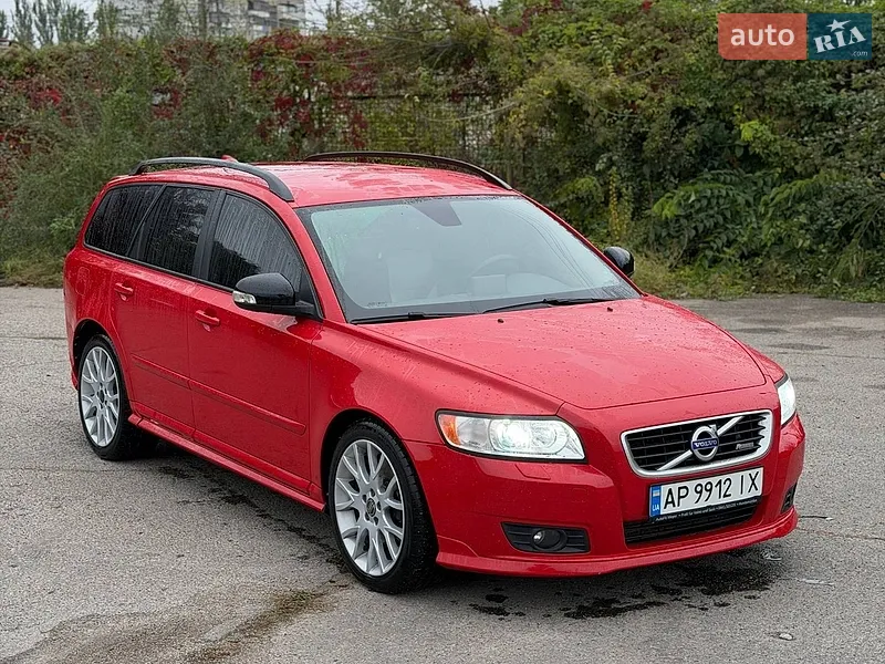 Volvo V50