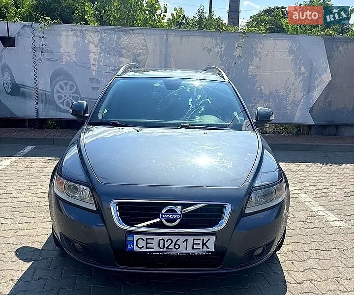 Volvo V50