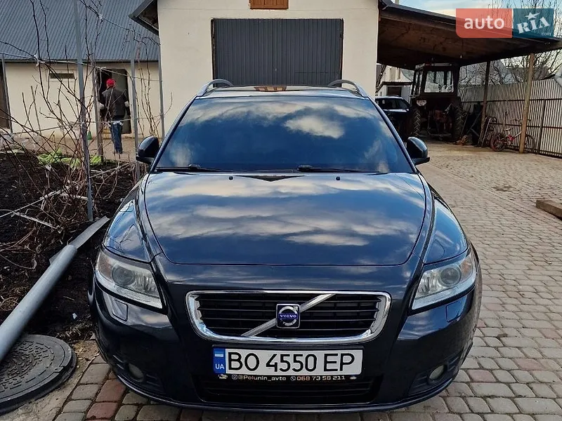 Volvo V50