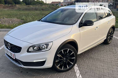 Универсал Volvo V60 Cross Country 2016 в Виннице