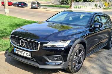 Универсал Volvo V60 Cross Country 2019 в Сумах