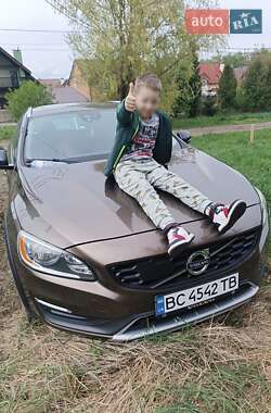 Універсал Volvo V60 Cross Country 2015 в Львові