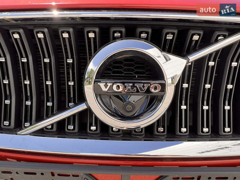 Универсал Volvo V60 Cross Country 2019 в Киеве фото 13 Универсал Volvo V60 Cross Country 2019 в Киеве