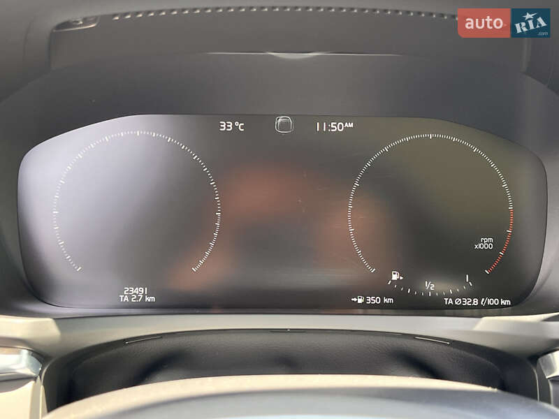 Универсал Volvo V60 Cross Country 2019 в Киеве фото 45 Универсал Volvo V60 Cross Country 2019 в Киеве