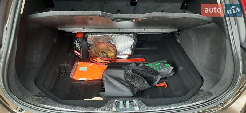 Універсал Volvo V60 Cross Country 2017 в Шептицькому фото 44 Універсал Volvo V60 Cross Country 2017 в Шептицькому