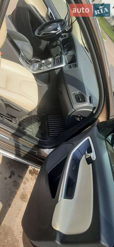 Універсал Volvo V60 Cross Country 2017 в Шептицькому фото 8 Універсал Volvo V60 Cross Country 2017 в Шептицькому