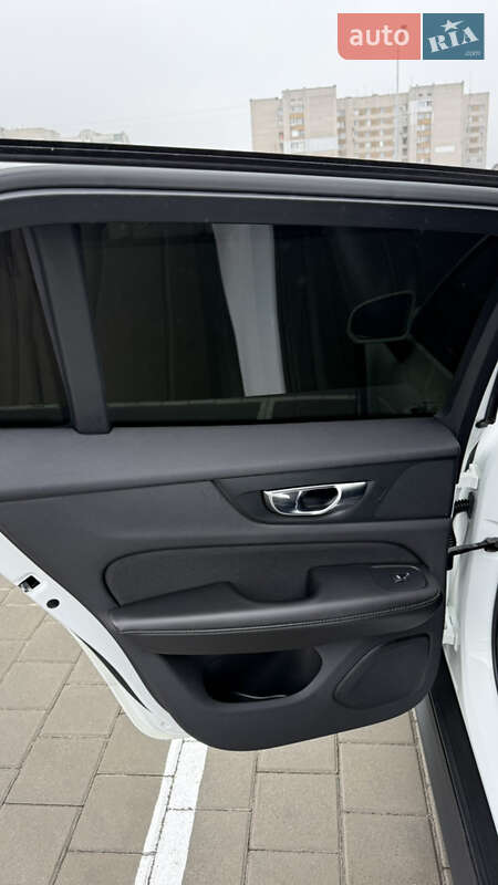 Універсал Volvo V60 Cross Country 2020 в Черкасах