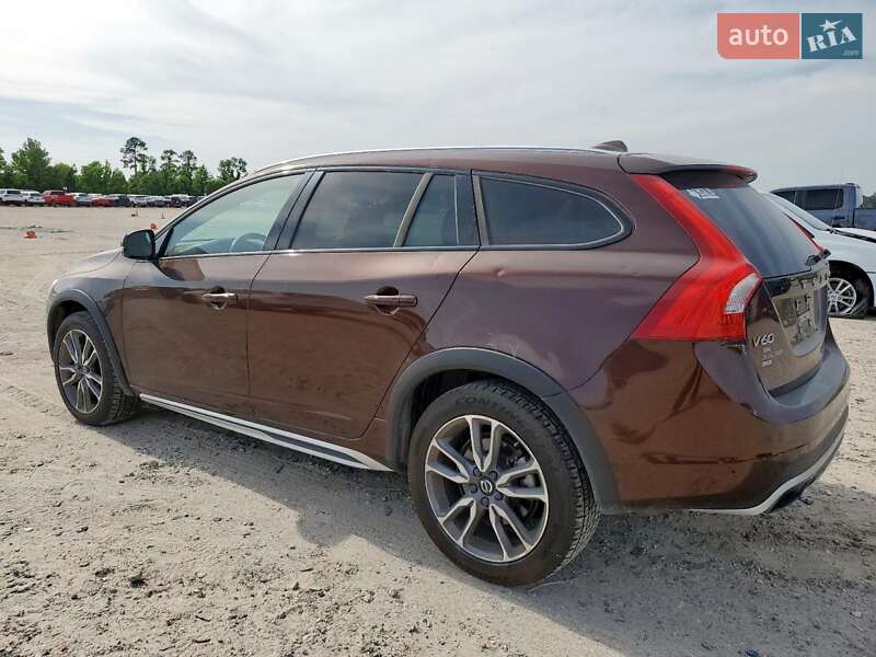 Универсал Volvo V60 Cross Country 2018 в Львове