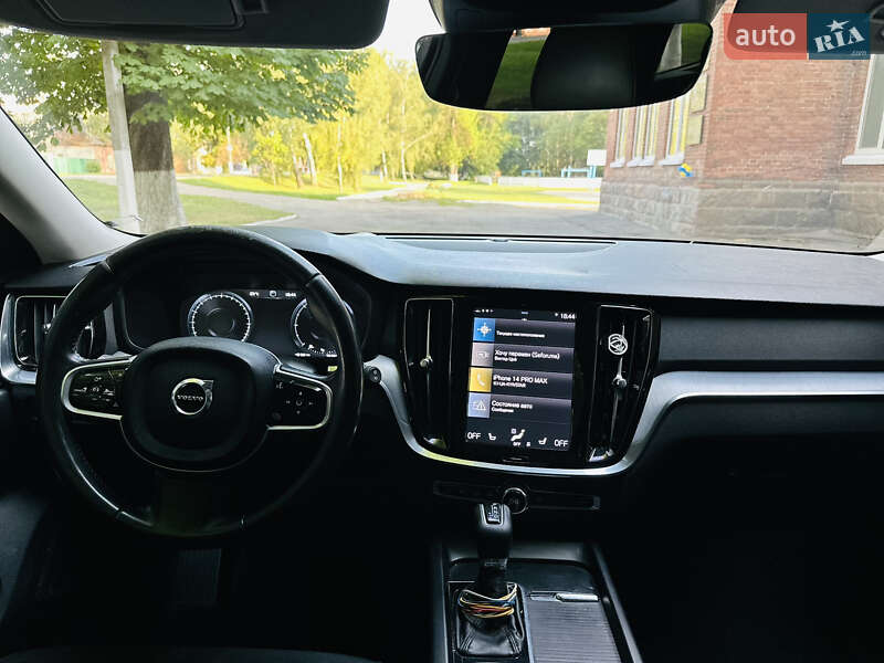 Універсал Volvo V60 Cross Country 2019 в Ромнах