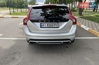Универсал Volvo V60 Cross Country 2018 в 