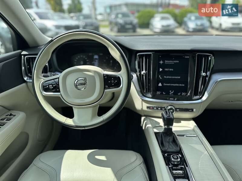 Универсал Volvo V60 Cross Country 2020 в Хмельницком