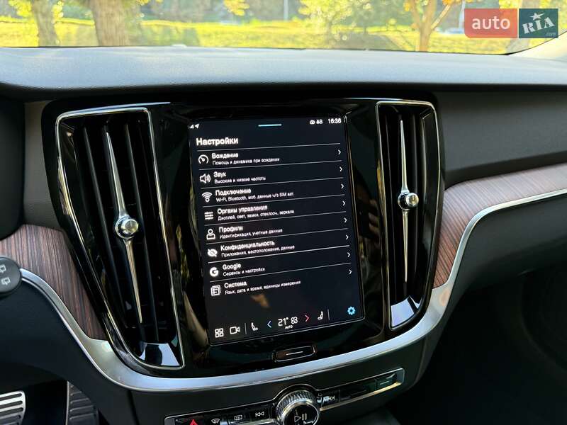 Универсал Volvo V60 Cross Country 2024 в Киеве