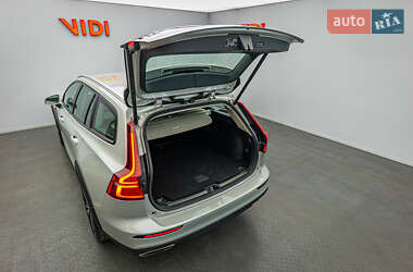 Универсал Volvo V60 Cross Country 2020 в 