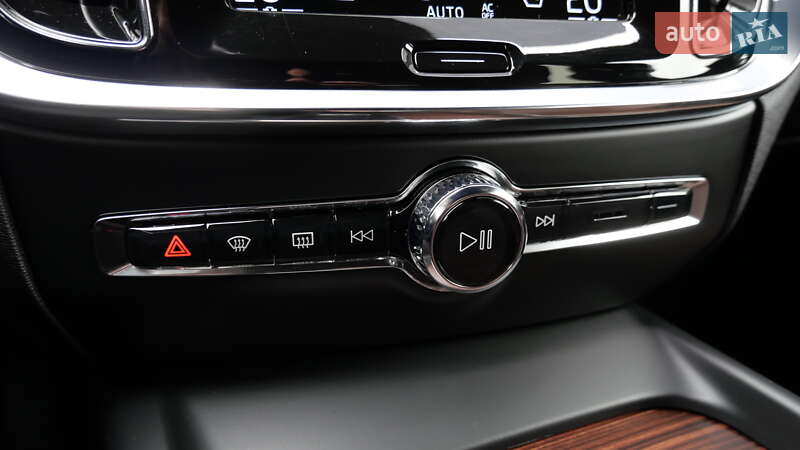 Універсал Volvo V60 Cross Country 2020 в Львові фото 42 Універсал Volvo V60 Cross Country 2020 в Львові