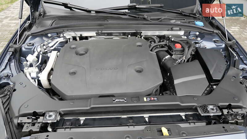 Універсал Volvo V60 Cross Country 2020 в Львові фото 73 Універсал Volvo V60 Cross Country 2020 в Львові