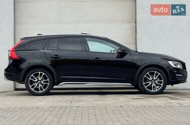 Універсал Volvo V60 Cross Country 2018 в 