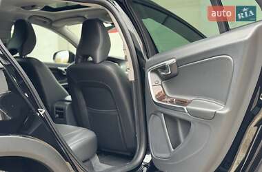 Універсал Volvo V60 Cross Country 2018 в 