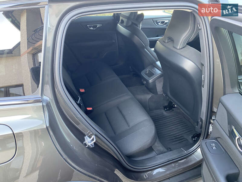 Універсал Volvo V60 Cross Country 2020 в Львові