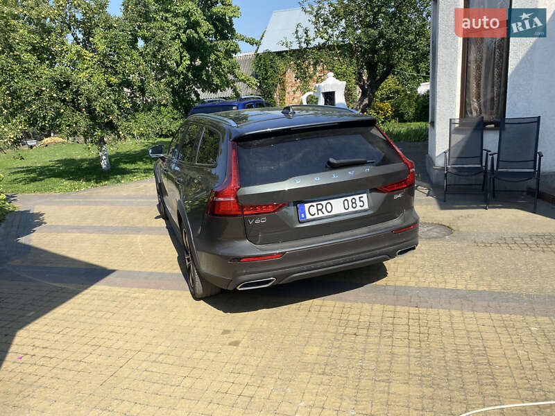 Універсал Volvo V60 Cross Country 2020 в Львові