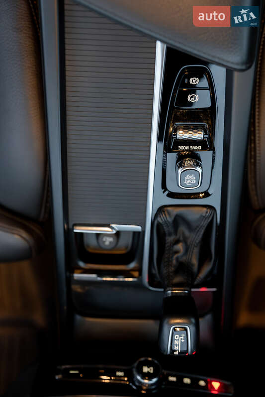 Универсал Volvo V60 Cross Country 2019 в Львове фото 82 Универсал Volvo V60 Cross Country 2019 в Львове