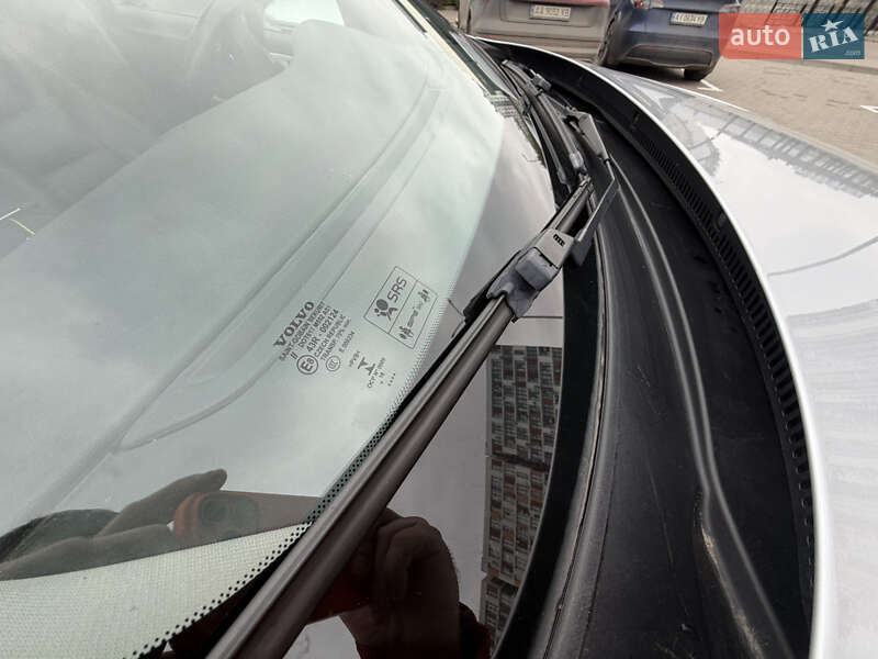 Універсал Volvo V60 Cross Country 2017 в Києві фото 41 Універсал Volvo V60 Cross Country 2017 в Києві
