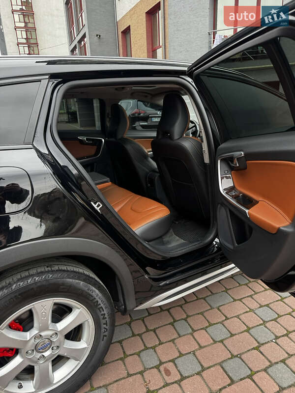 Універсал Volvo V60 Cross Country 2015 в Івано-Франківську фото 45 Універсал Volvo V60 Cross Country 2015 в Івано-Франківську