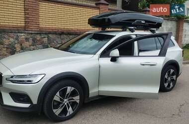 Універсал Volvo V60 Cross Country 2020 в Києві