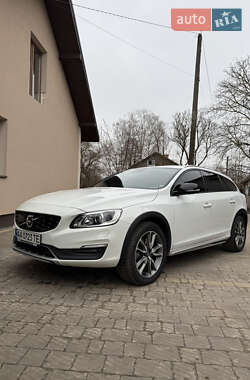 Универсал Volvo V60 Cross Country 2017 в Львове