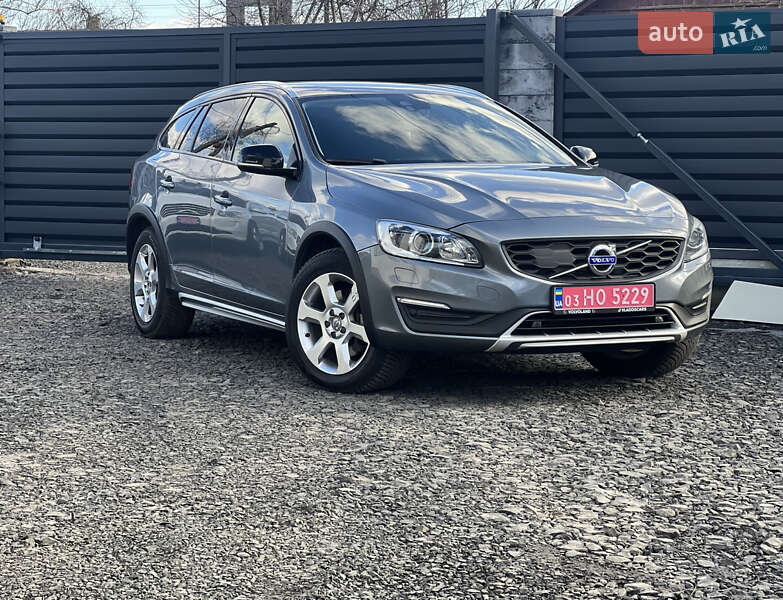 Volvo V60 Cross Country 2018 Volvo V60 Cross Country 2018