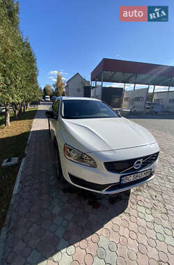 Универсал Volvo V60 2015 в Львове