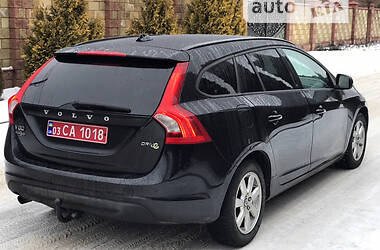 Универсал Volvo V60 2011 в Луцке