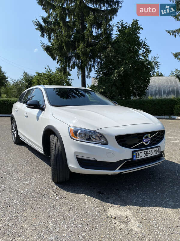 Volvo V60 2015