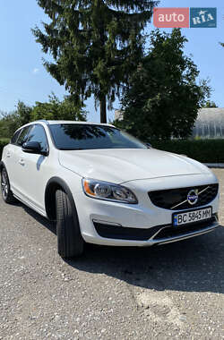 Универсал Volvo V60 2015 в Львове