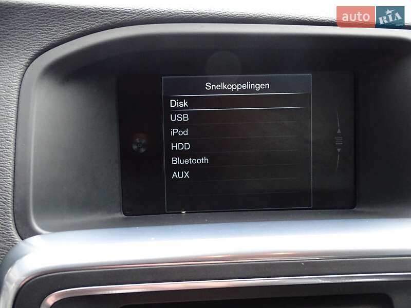 Универсал Volvo V60 2016 в Киеве фото 19 Универсал Volvo V60 2016 в Киеве