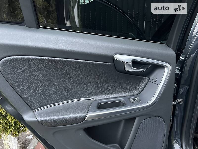 Универсал Volvo V60 2012 в Луцке