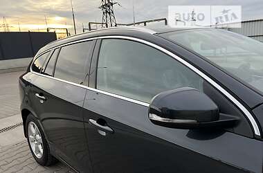 Универсал Volvo V60 2012 в Луцке