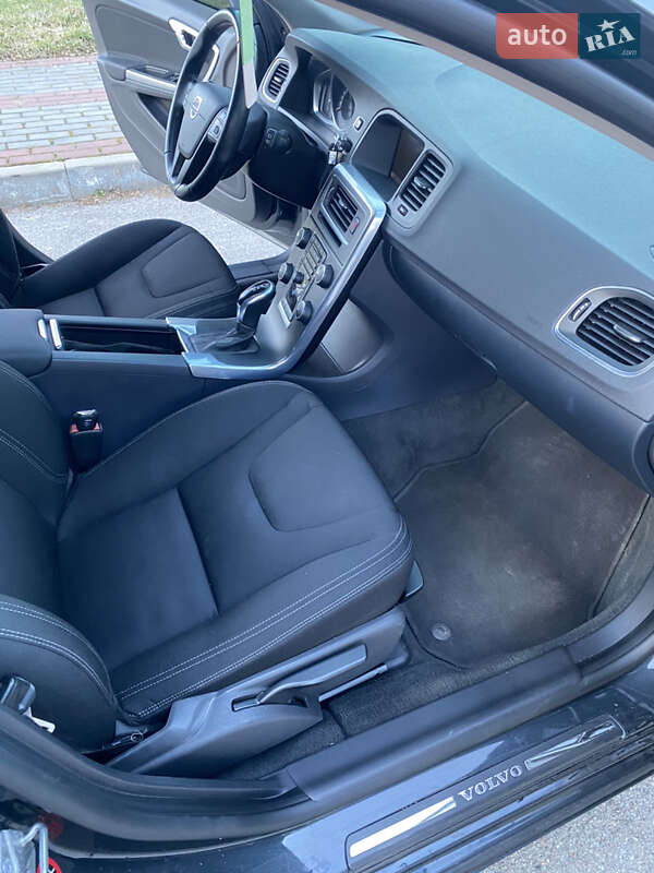 Универсал Volvo V60 2013 в Шостке фото 18 Универсал Volvo V60 2013 в Шостке