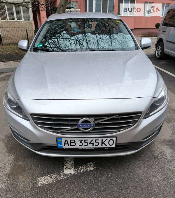 Універсал Volvo V60 2014 в Вінниці