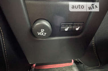 Универсал Volvo V60 2014 в Днепре
