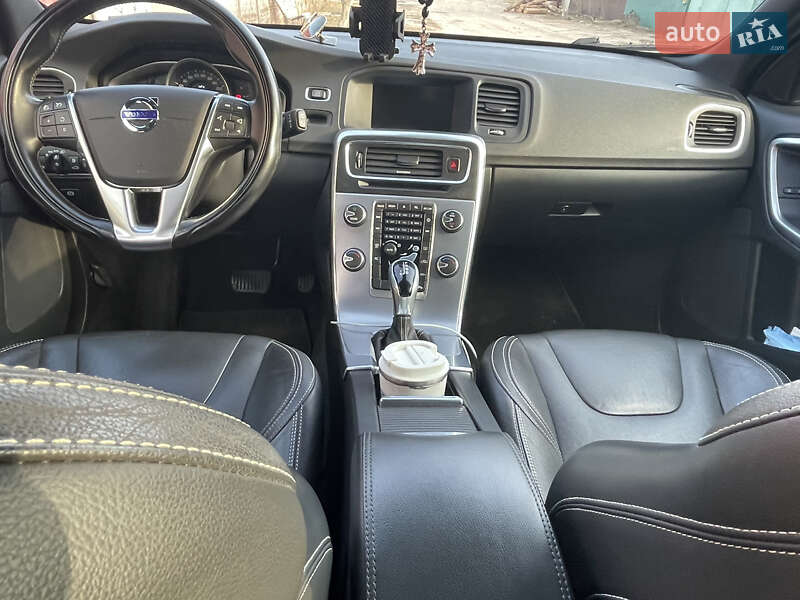 Універсал Volvo V60 2017 в Києві