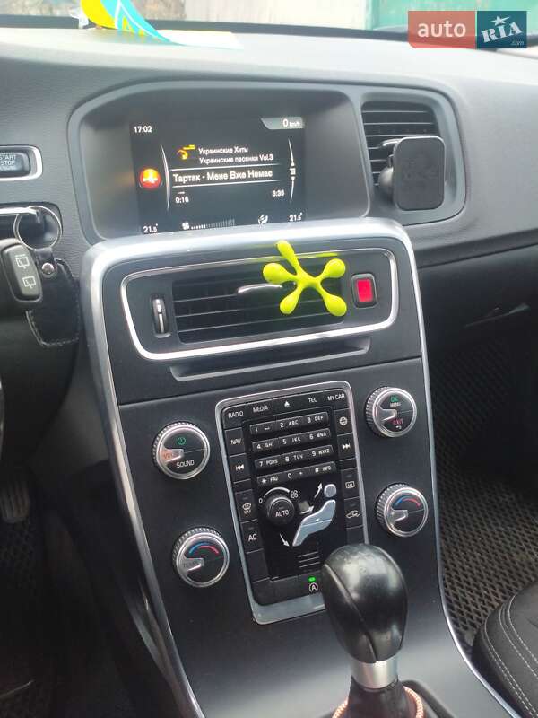 Универсал Volvo V60 2015 в Тростянце фото 10 Универсал Volvo V60 2015 в Тростянце