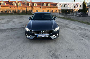 Универсал Volvo V60 2020 в Бережанах