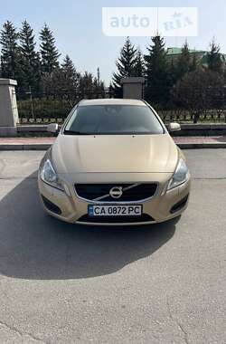 Универсал Volvo V60 2011 в Умани