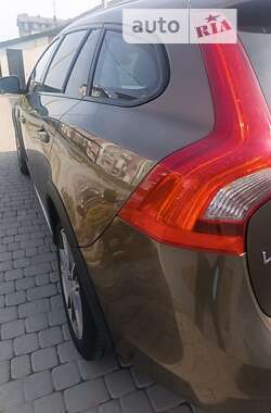 Универсал Volvo V60 2015 в Львове